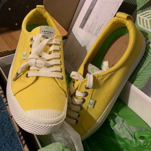 Cariuma Yellow Canvas Sneakers.   9.5 Mens/11Women